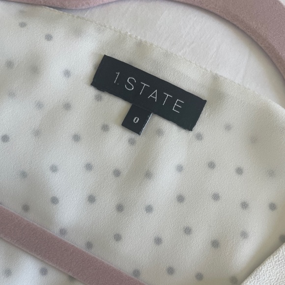 Long sleeve Poka Dot v-neck dress - Picture 6 of 12